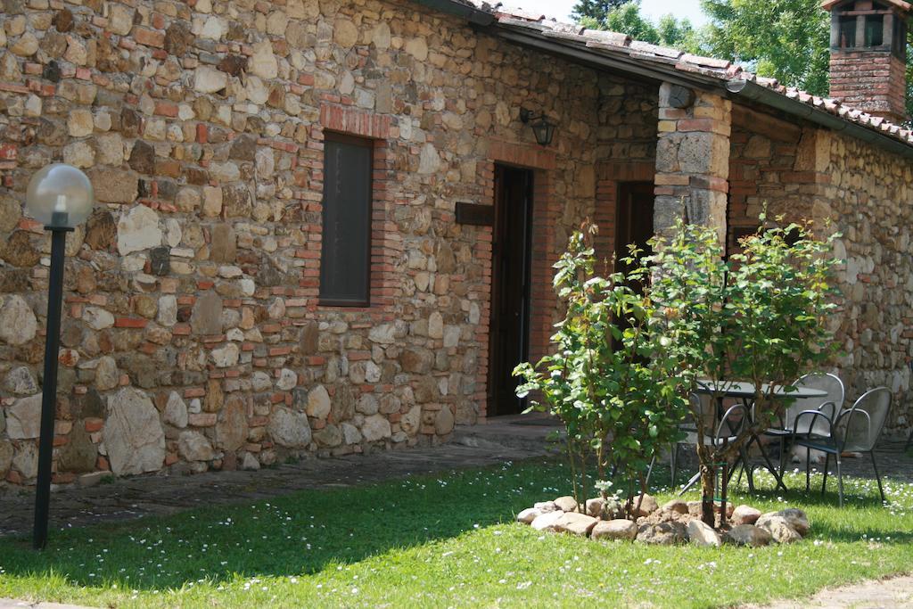 Agriturismo Il Torrione Lecchi Экстерьер фото