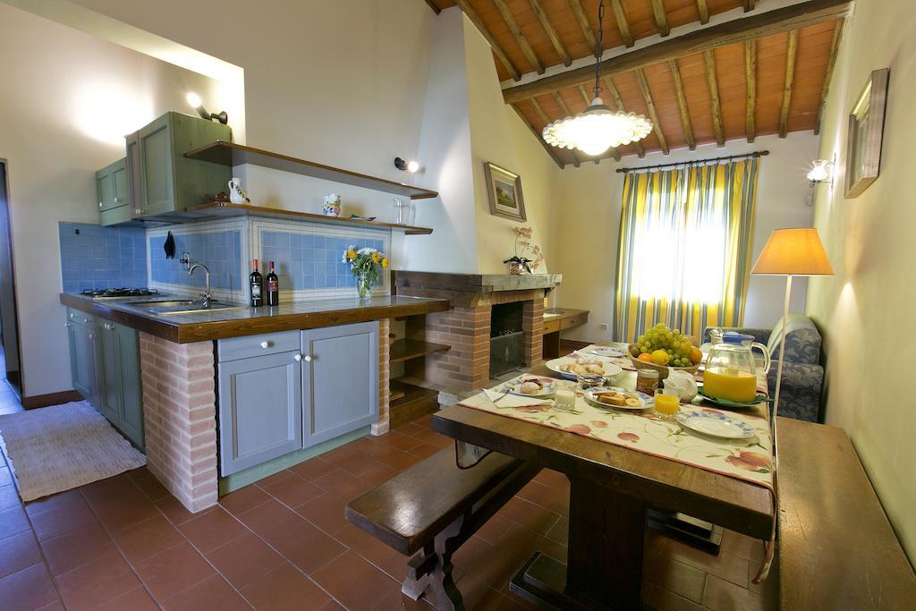 Agriturismo Il Torrione Lecchi Номер фото